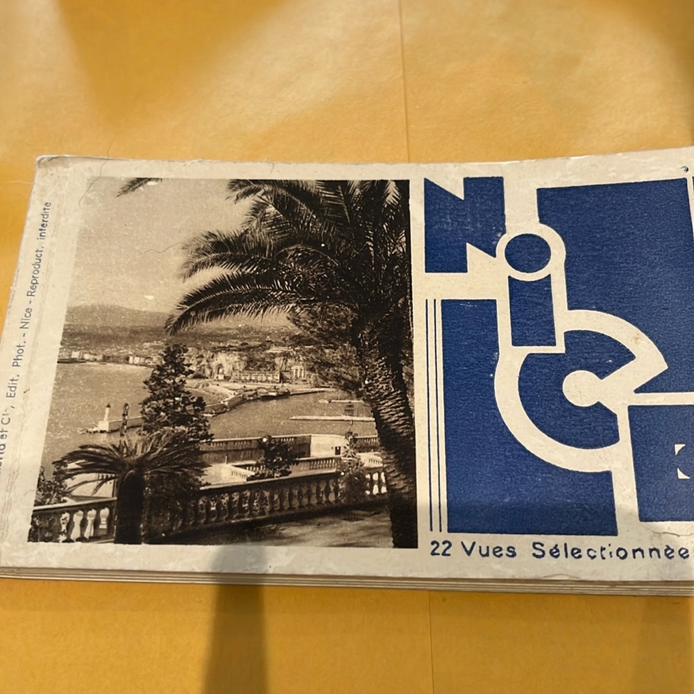 Circa 1945 postcard booklet Nice, France